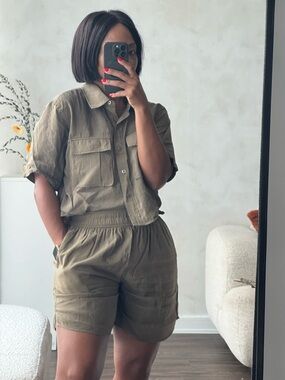 Darling Olive Green Two-Piece Button-Up Top & Elastic Waist Shorts Set (M)